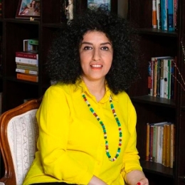 Iranske myndigheder skal løslade den alvorligt syge menneskerettighedsforkæmper og Nobelprisvinder Narges Mohammadi.